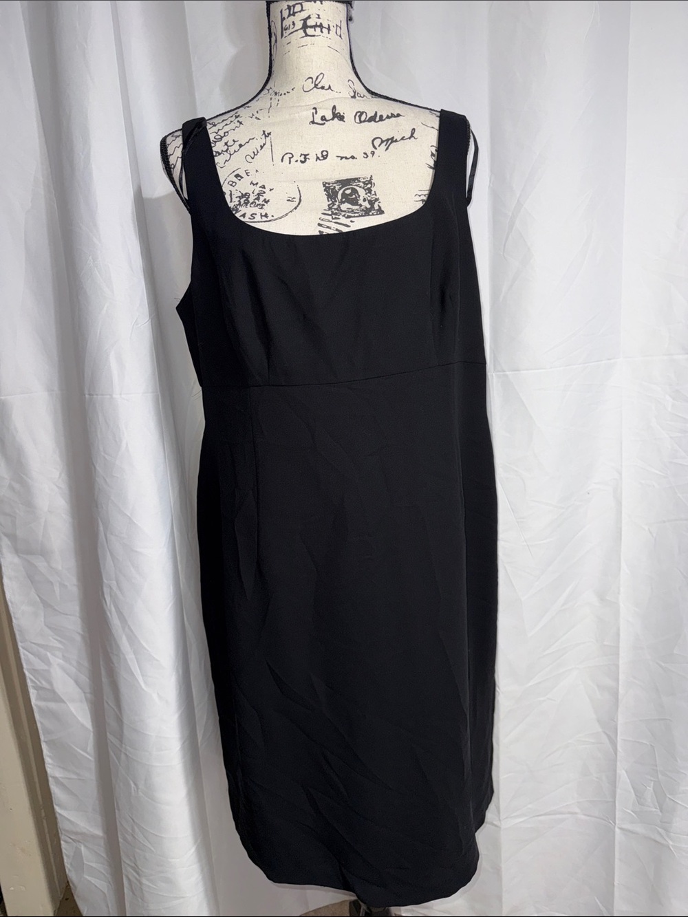 SL Fashions Black Sleeveless Shift Dress